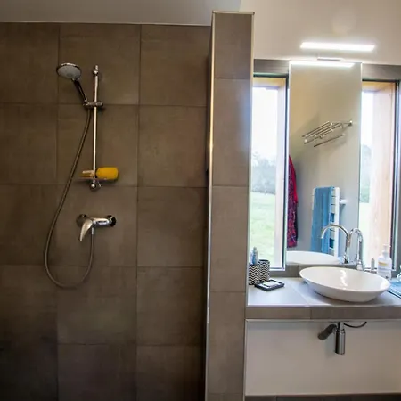 Maison Bioclimatique Semesterbostad